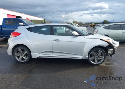 2013 Hyundai Veloster Turbo W/Blue z USA, uszkodzony, nr VIN KMHTC6AE5DU105368